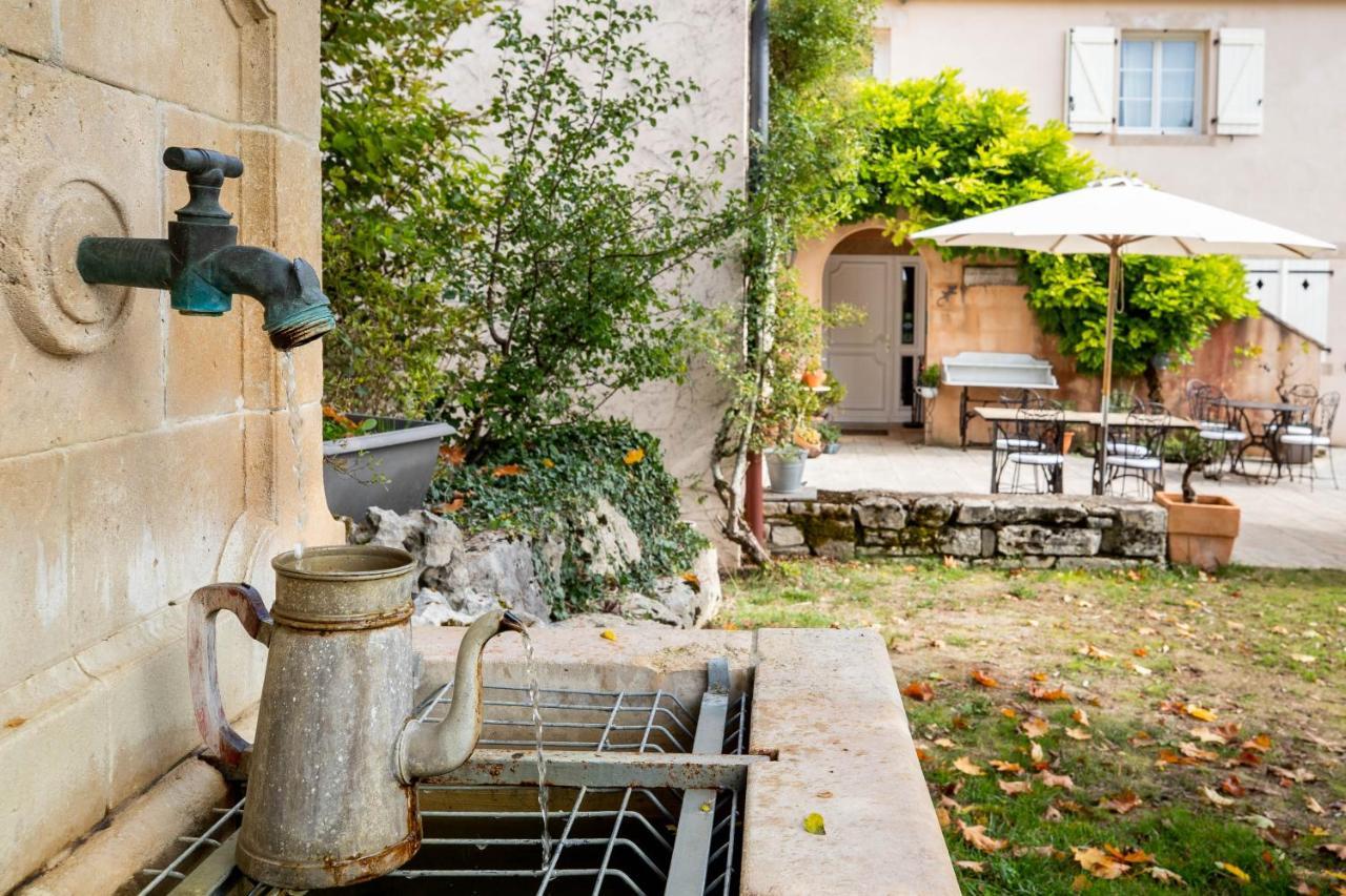 Nantoux Domaine De La Combotte Bed & Breakfast エクステリア 写真